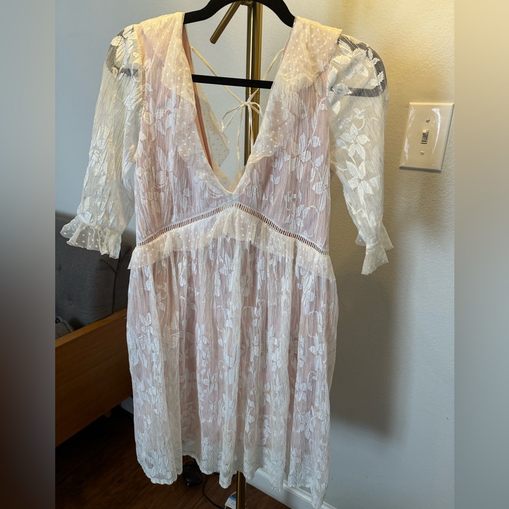 Topshop dress - lace with blush pink underlay